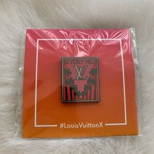Louis Vuitton enamel pin Beverly Hills